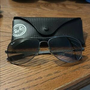 Ray-Ban Aviator Sunglasses with Case. Small scratch on each lens.